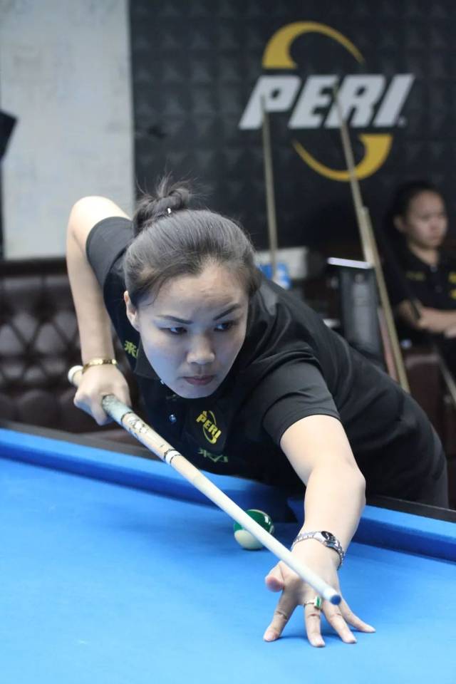 他在场上的 他在场上的